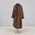 635194 Fur coat
